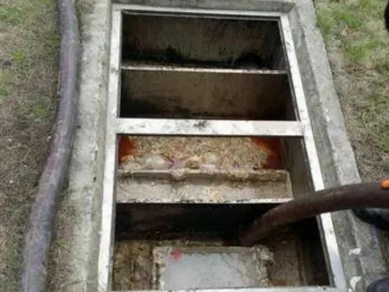 城东隔油池清理